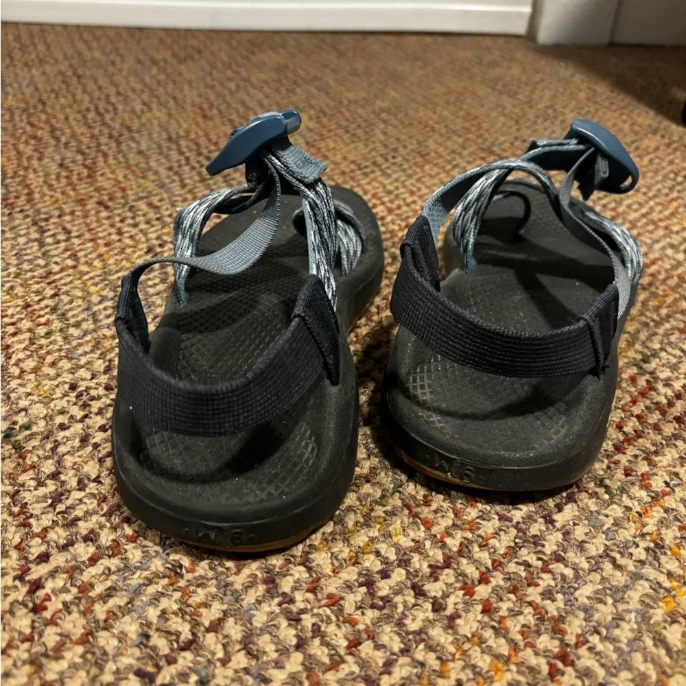 Chacos - Picture 2 of 4